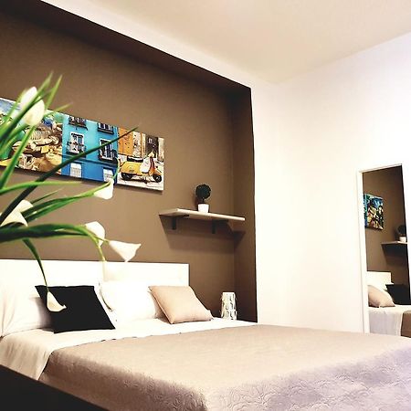 Room N.22 Taranto Esterno foto